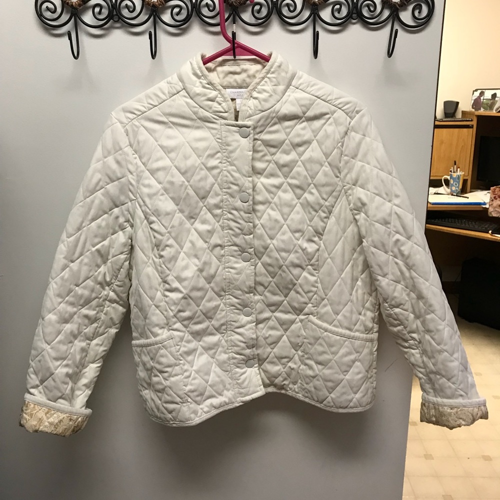 Off whites spring quilted jacket.